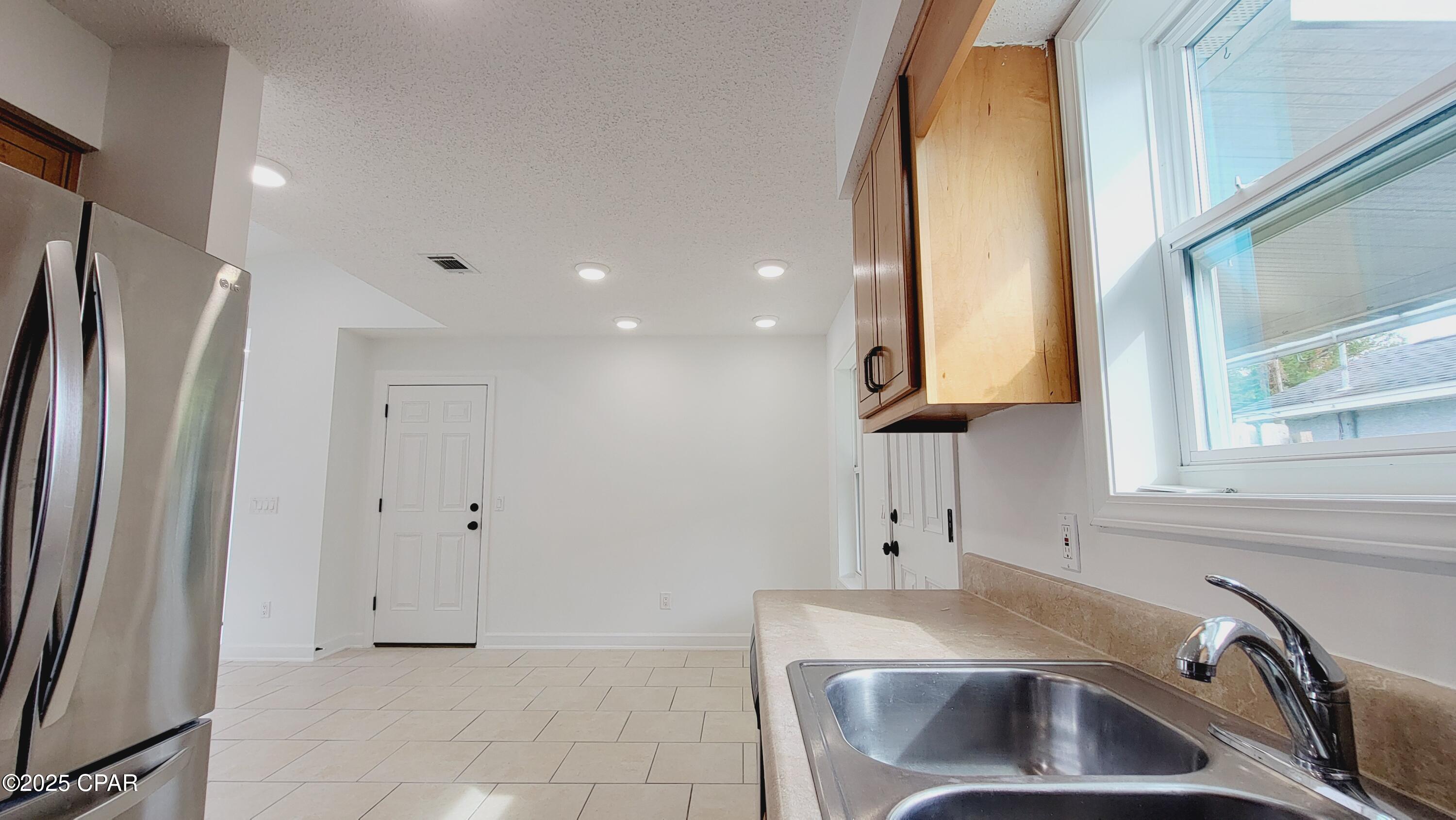 Image 9 For 1545 Chandlee Avenue