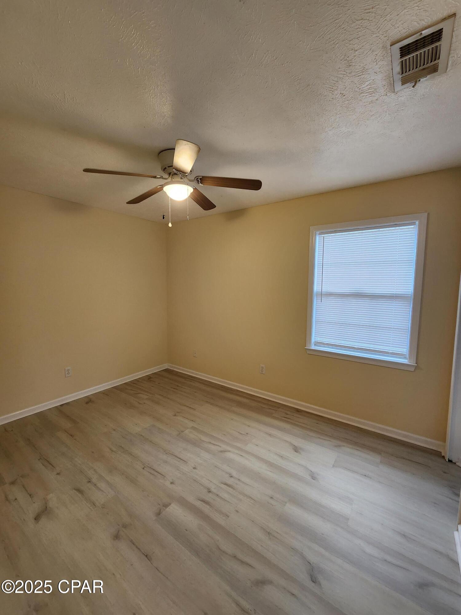 Image 8 For 5434 Sunset Avenue