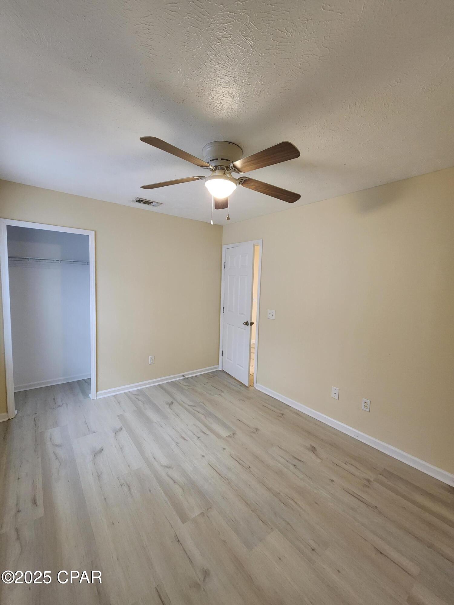 Image 9 For 5434 Sunset Avenue