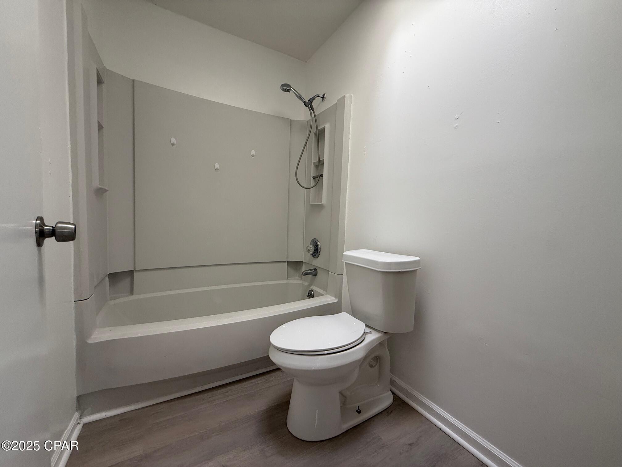 Image 13 For 5319 Garden Cove Road