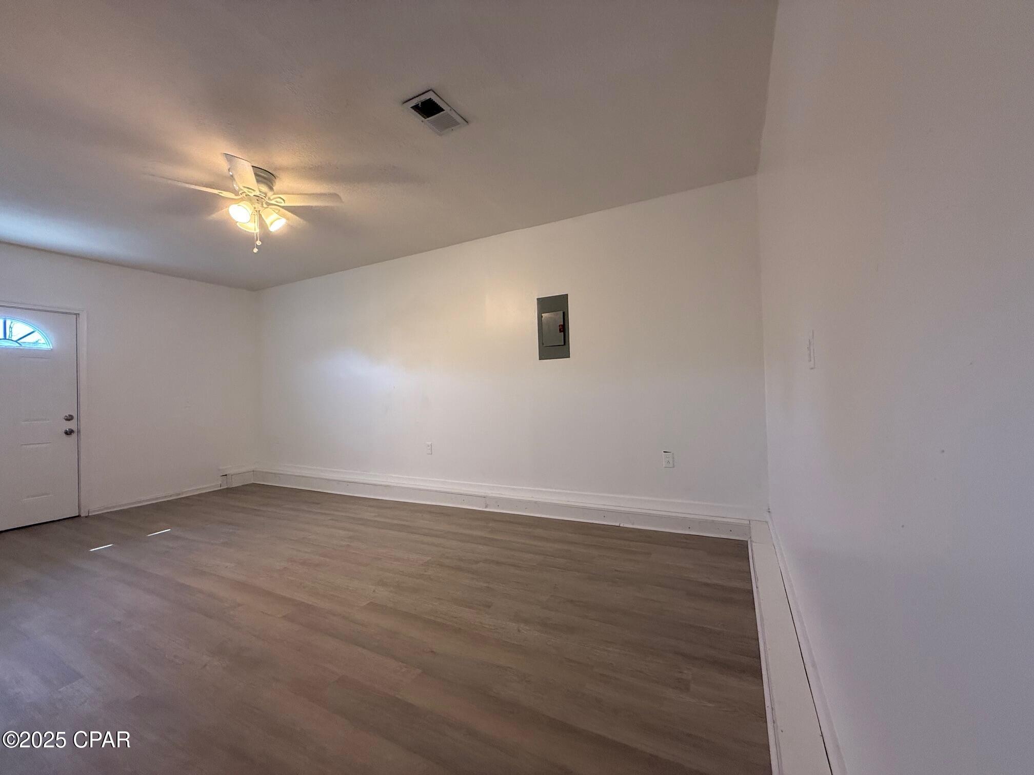 Image 17 For 5319 Garden Cove Road