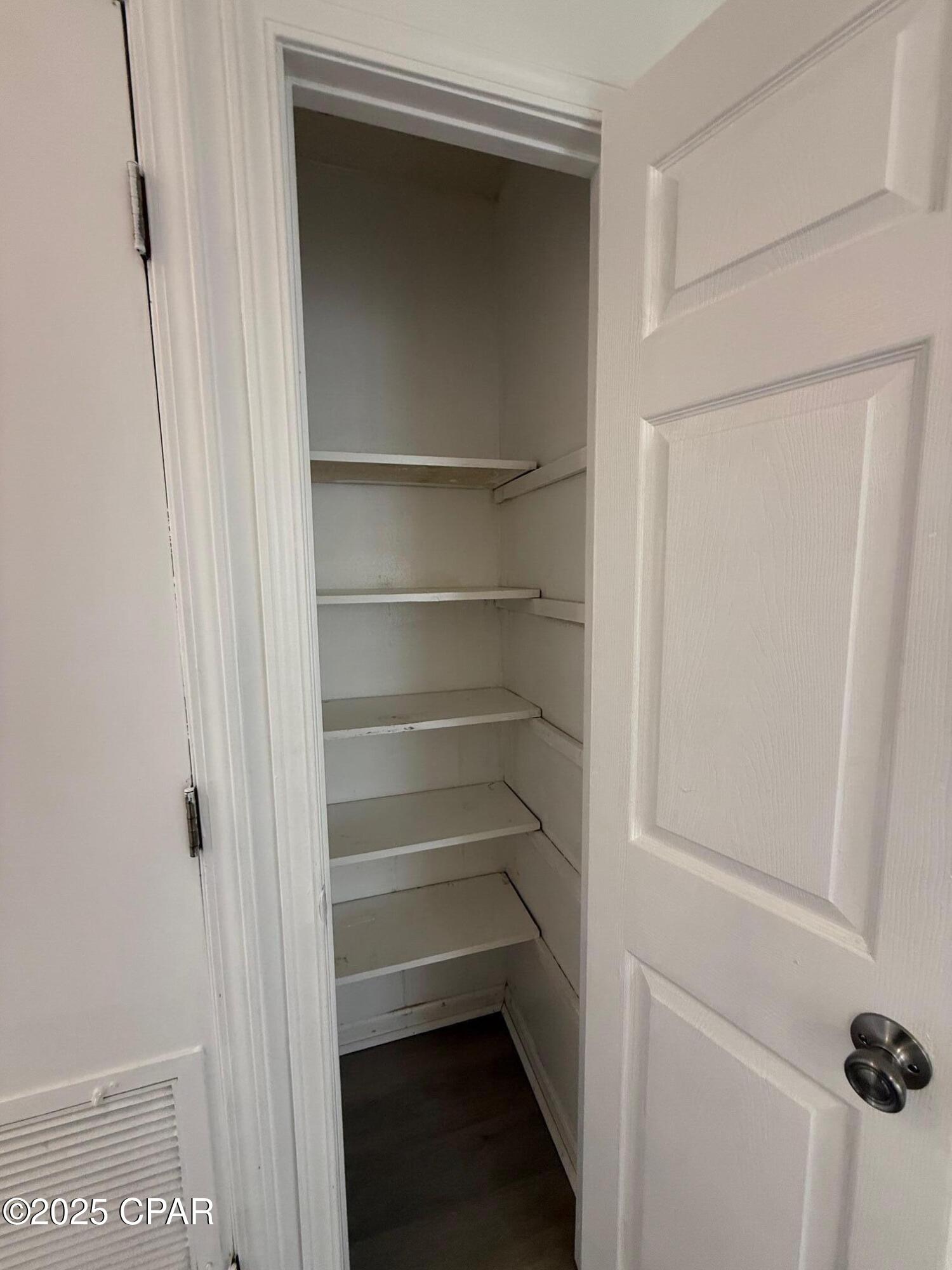 Image 22 For 5319 Garden Cove Road