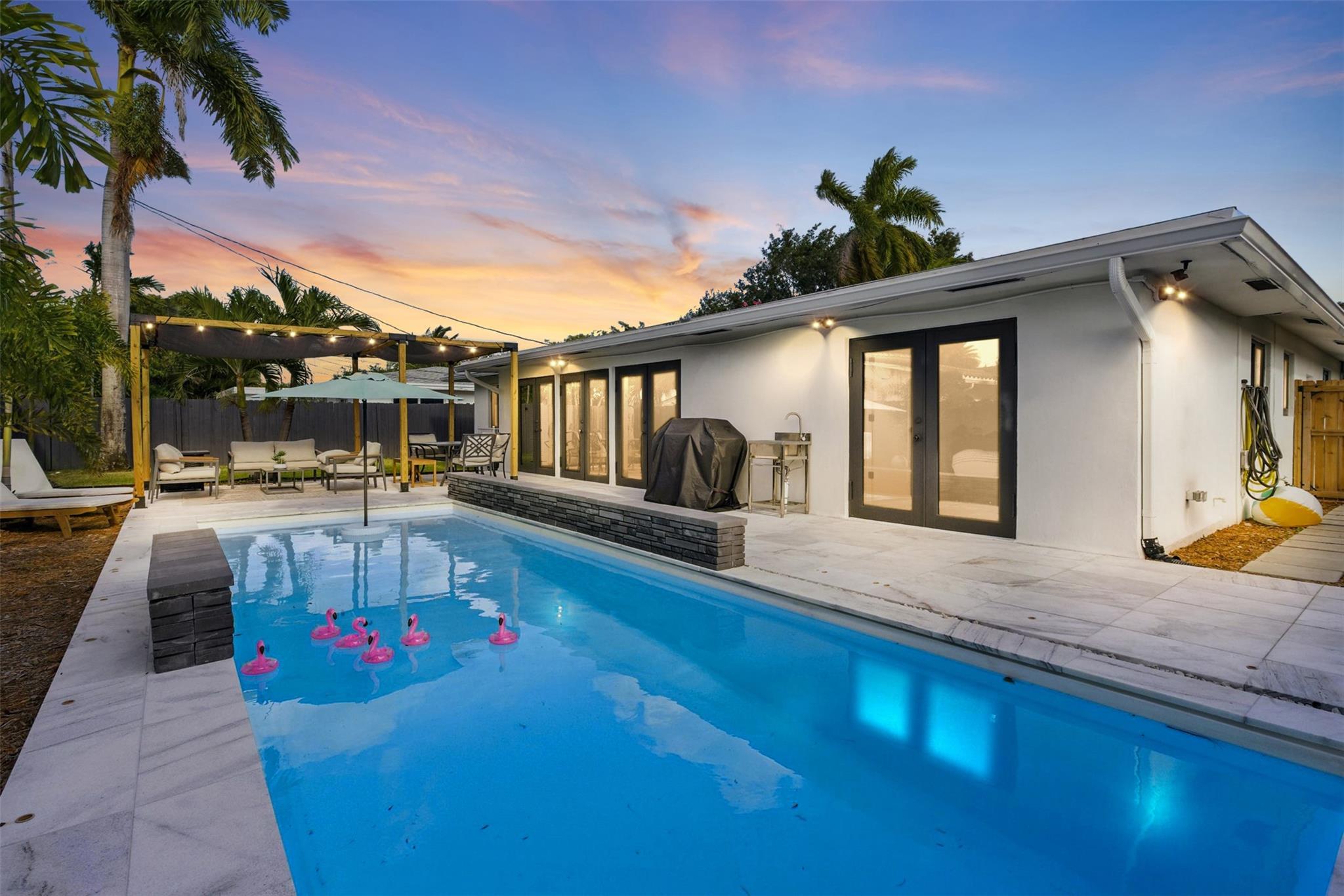 2105 Ne 62nd St Fort Lauderdale FL 33308 | F10533690