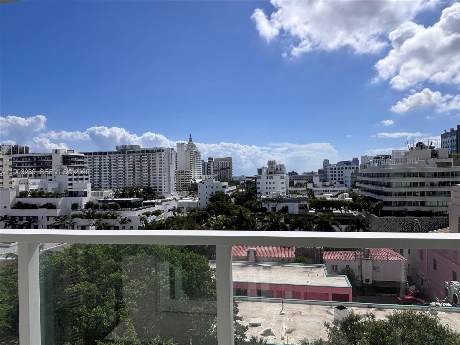 1750 James Apartments Con