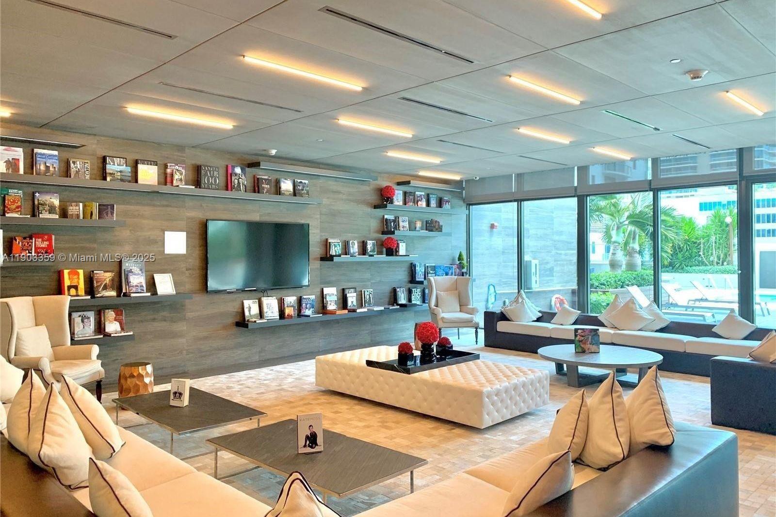 Condo for Rent in Miami, FL