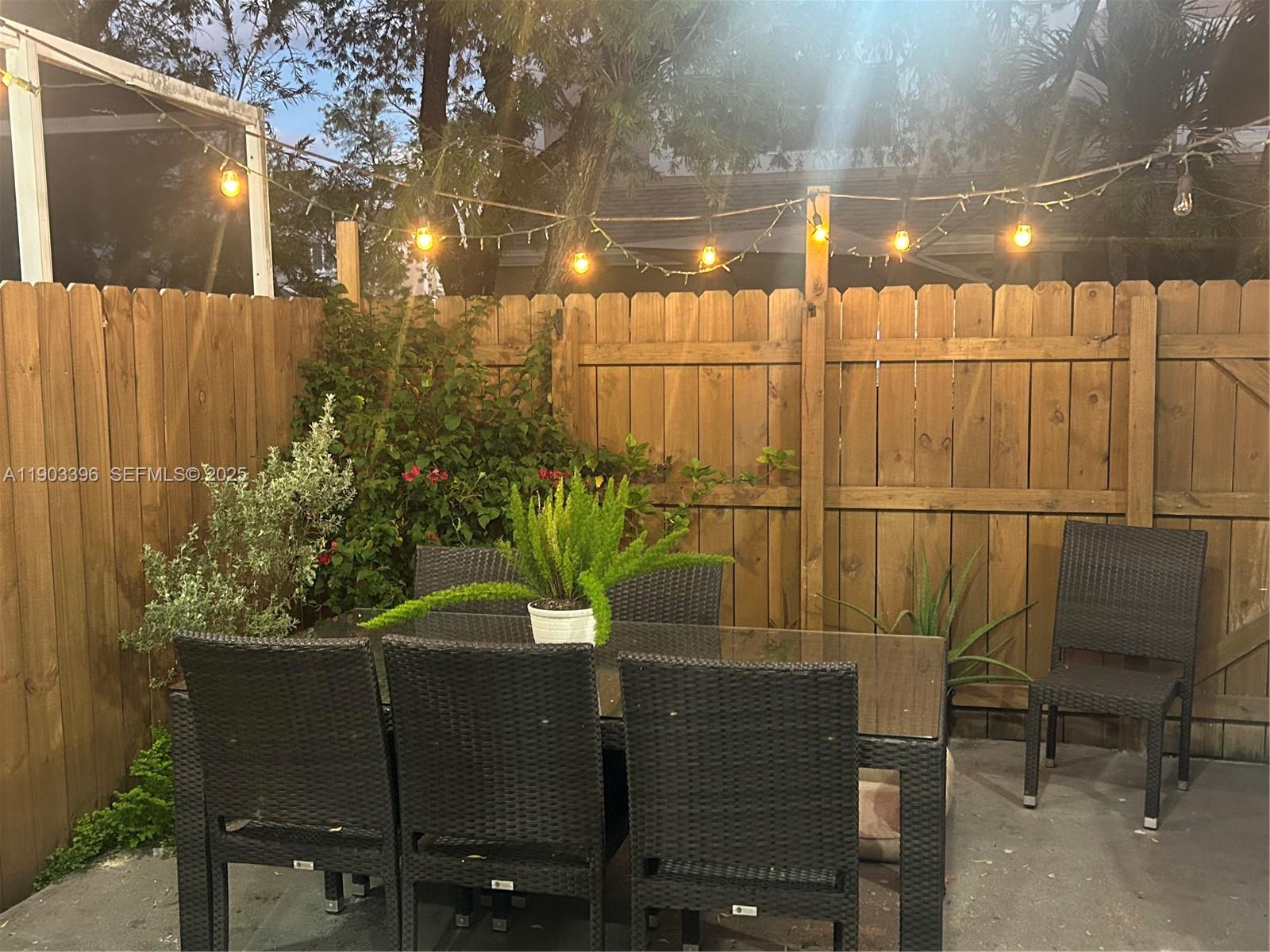 Homes for sale in Pembroke Pines, FL | 1409 Nw 124th Ave, Pembroke Pines, FL 33026 | MLS# A11903396