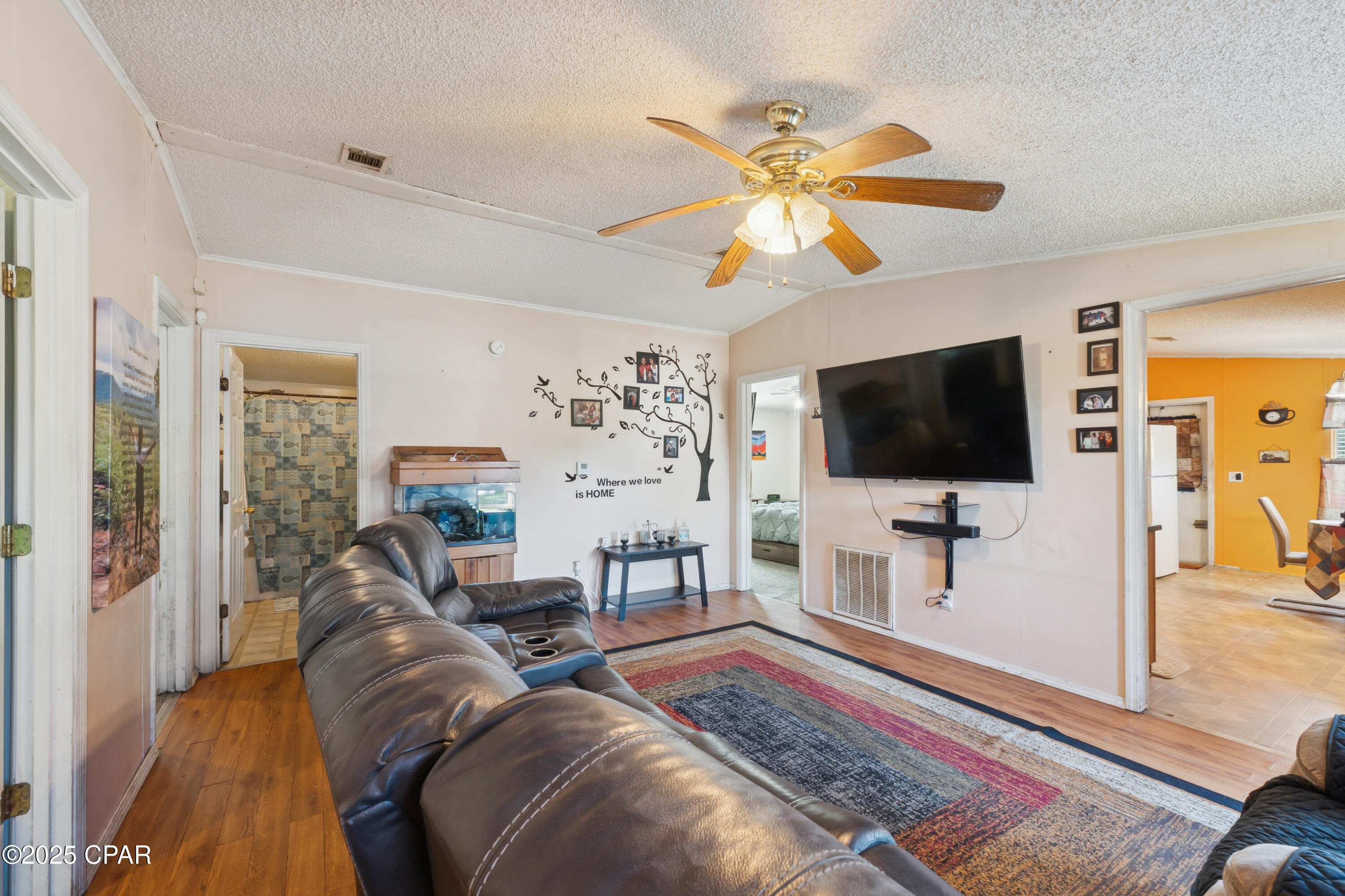 Image 7 For 618 College Avenue