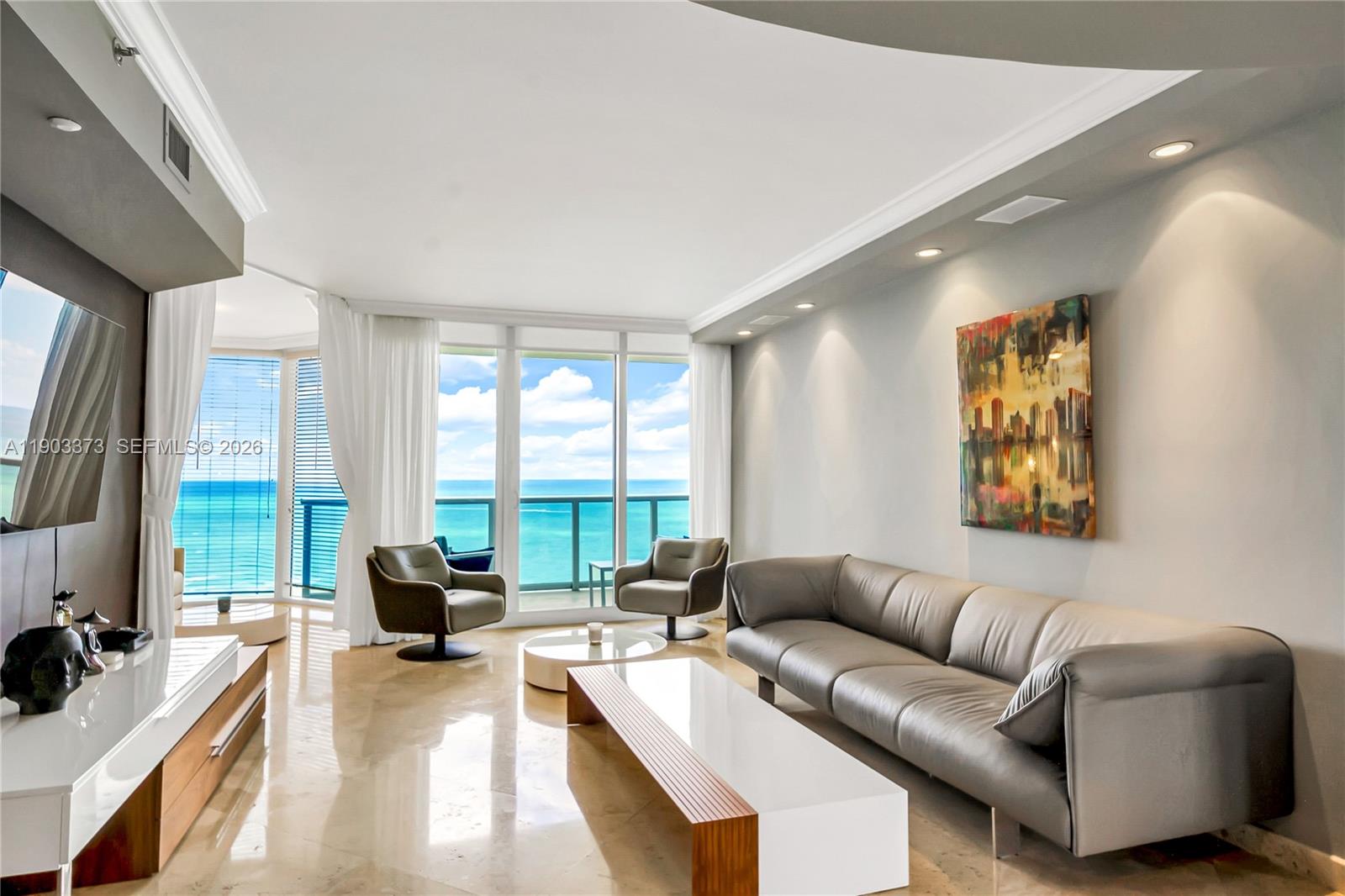 Apartamento à Venda em Sunny Isles Beach, FL