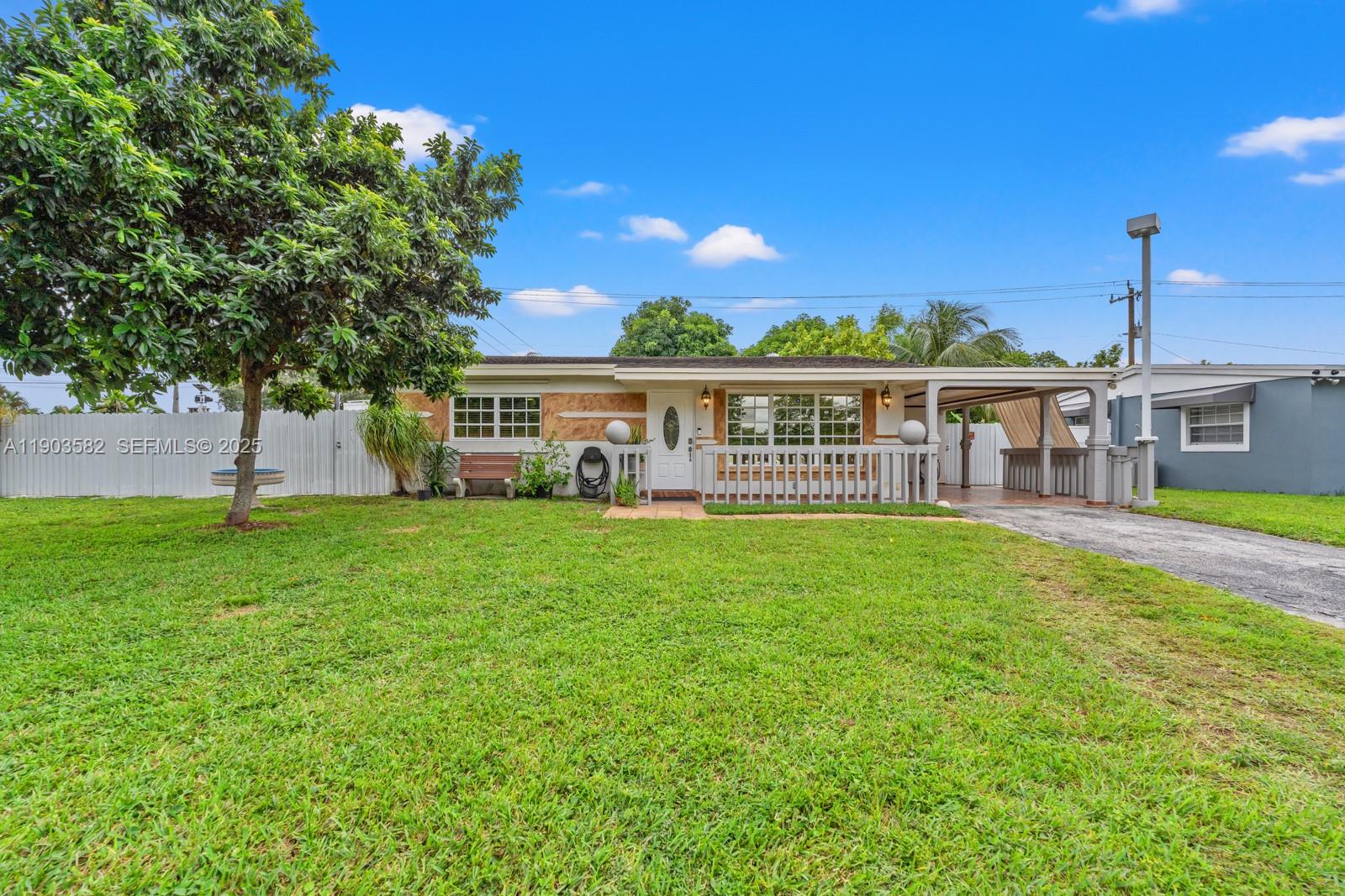 Palm Lane Homes In Mirama