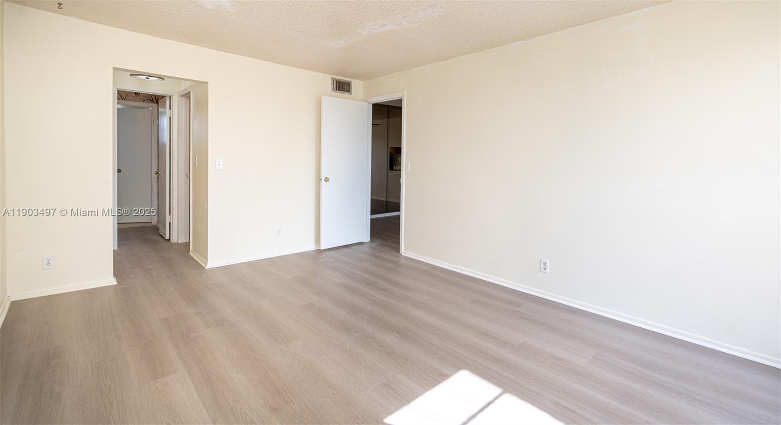 Gardens Of Burnham Woods