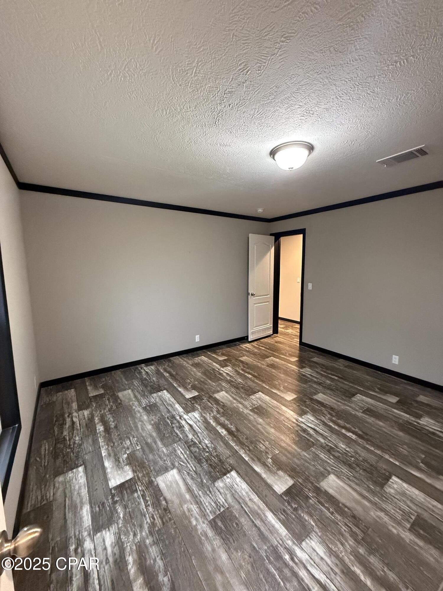 Image 21 For 120 Woodmere Drive