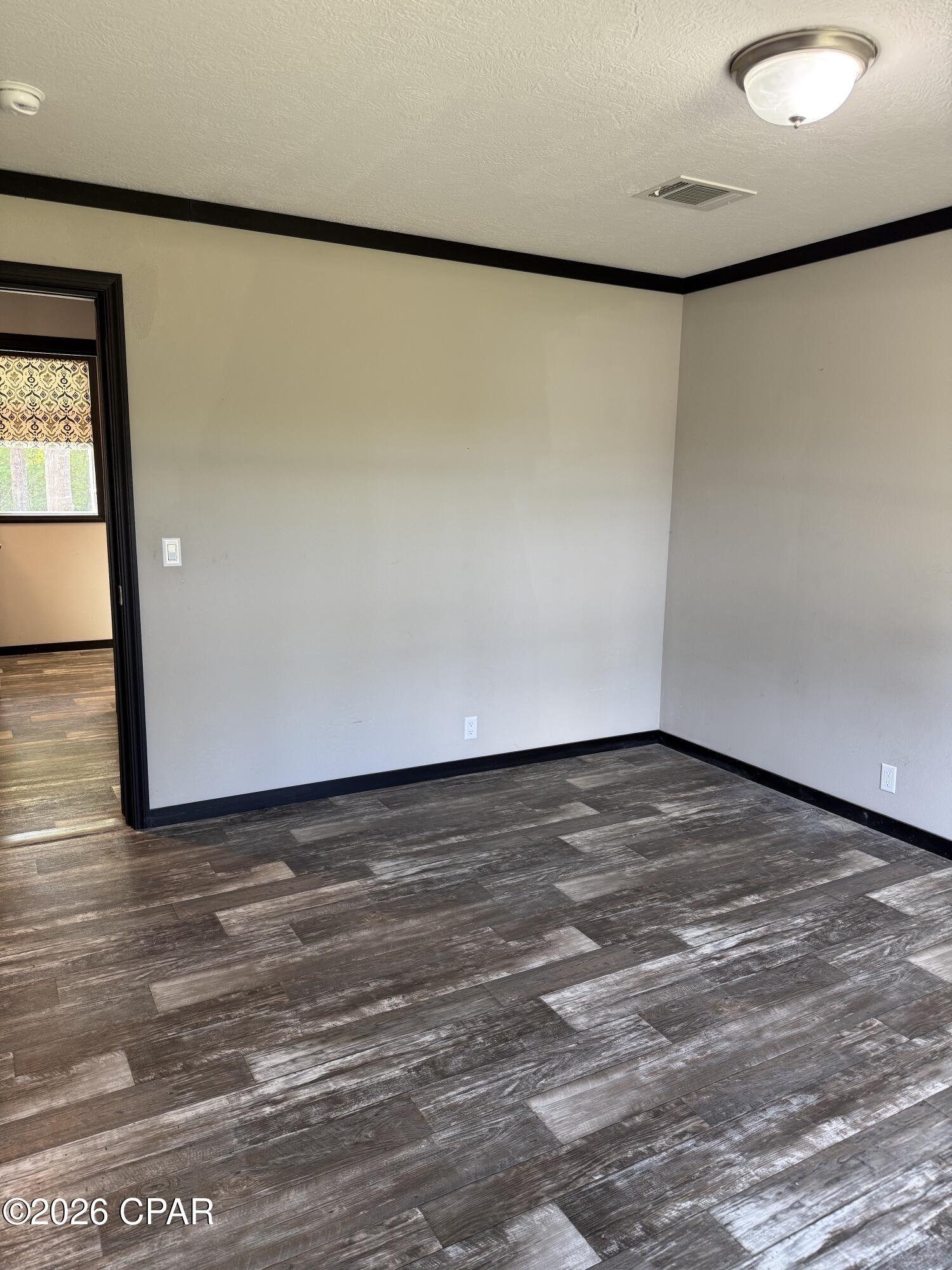 Image 21 For 120 Woodmere Drive