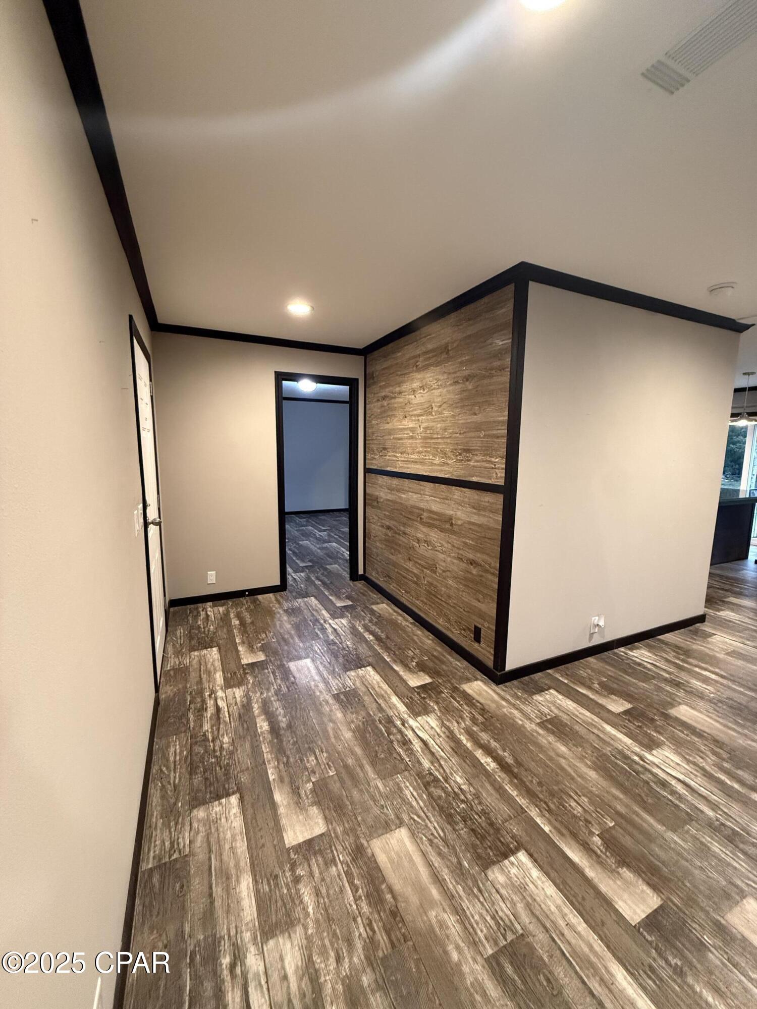 Image 28 For 120 Woodmere Drive