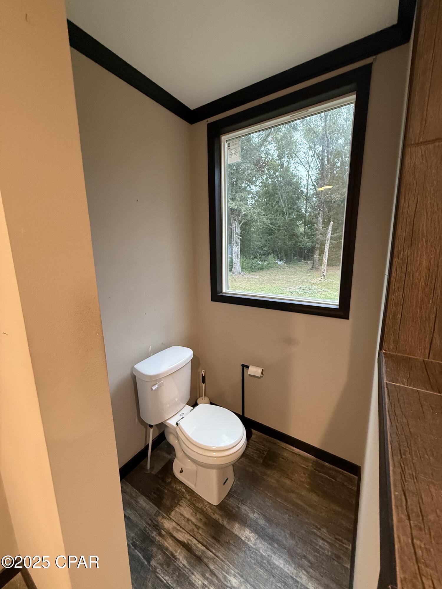 Image 32 For 120 Woodmere Drive