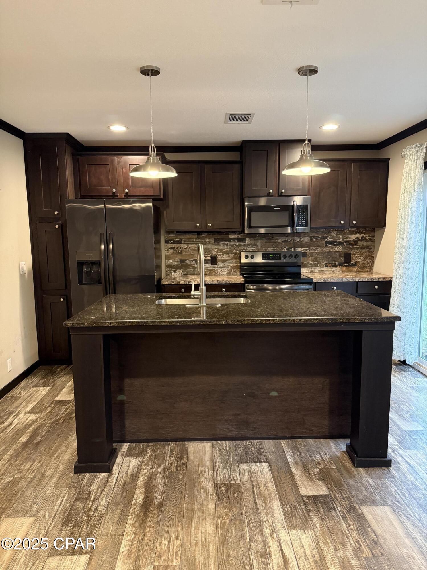 Image 4 For 120 Woodmere Drive