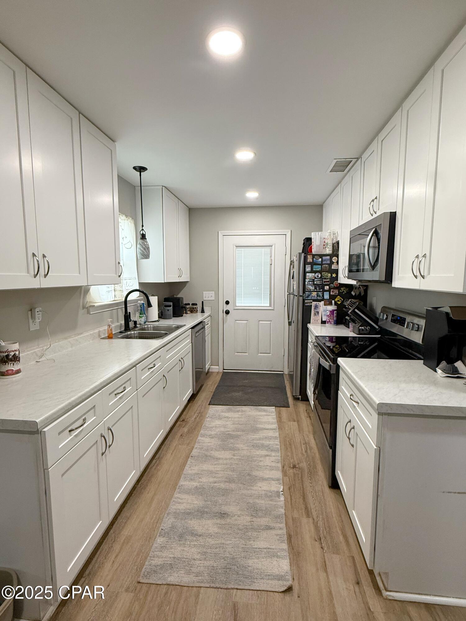 Image 8 For 25238 Rosewood Circle