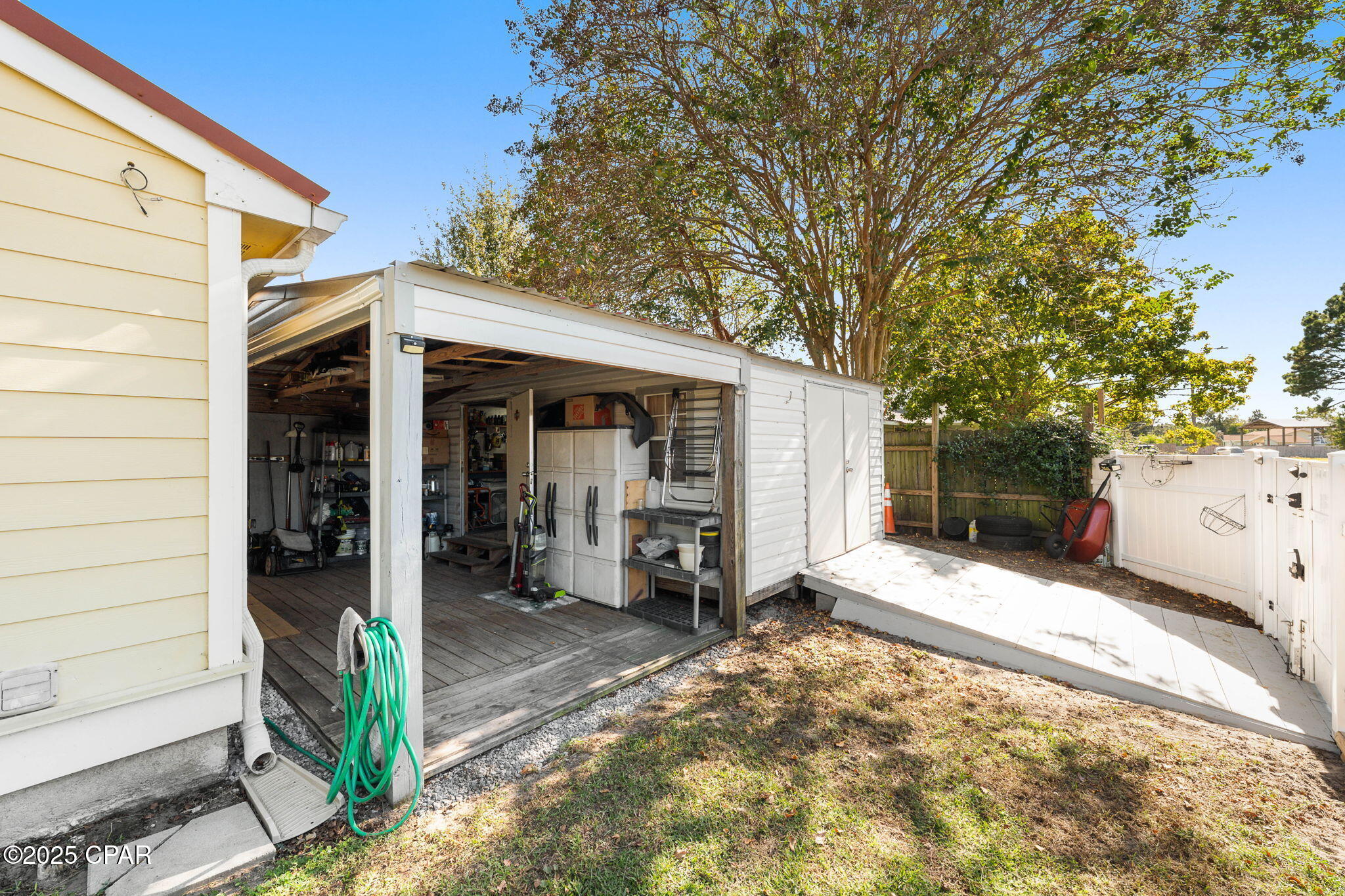 Image 38 For 4036 Woodridge Road