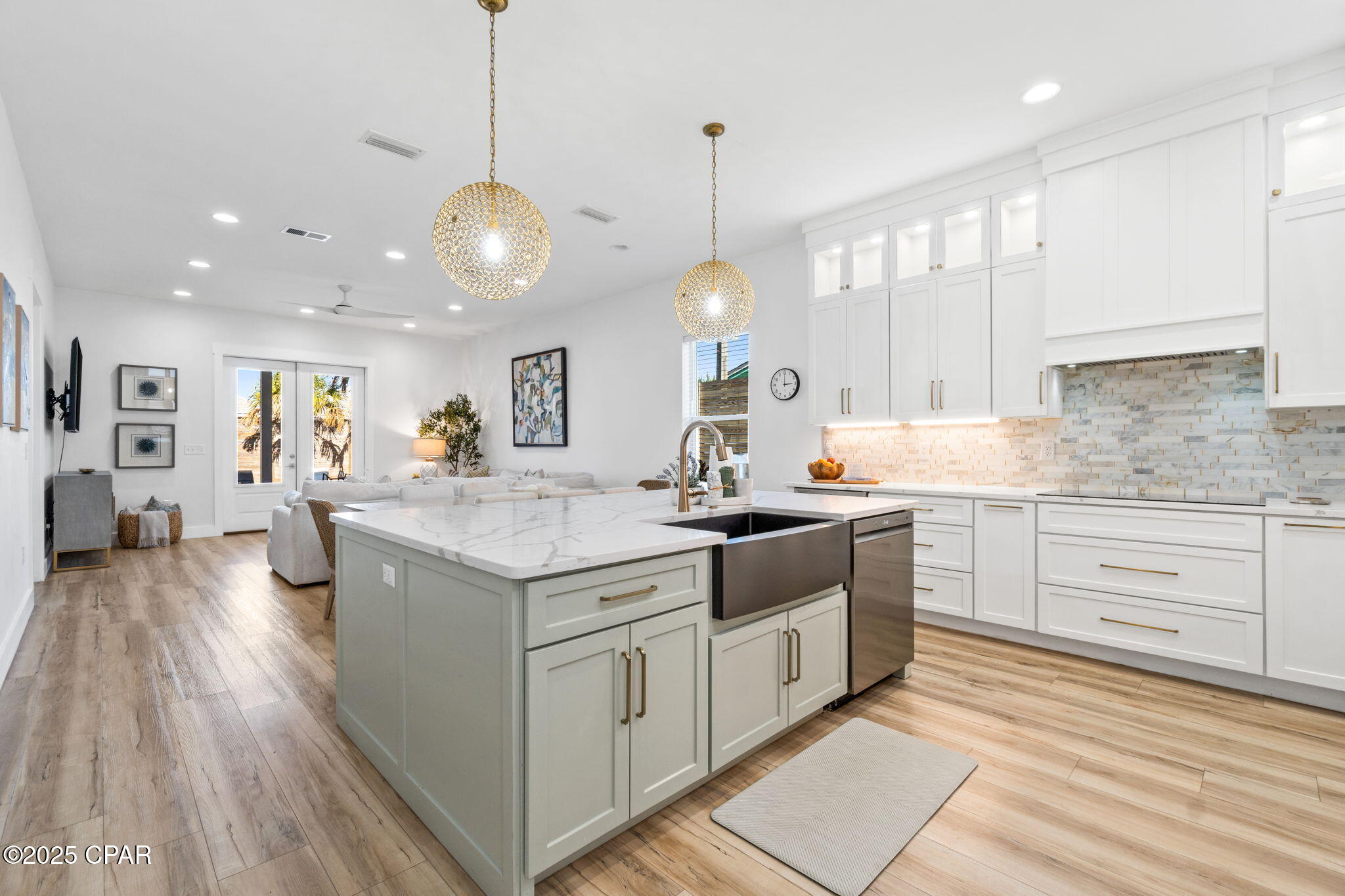 Image 6 For 7028 Thomas Drive