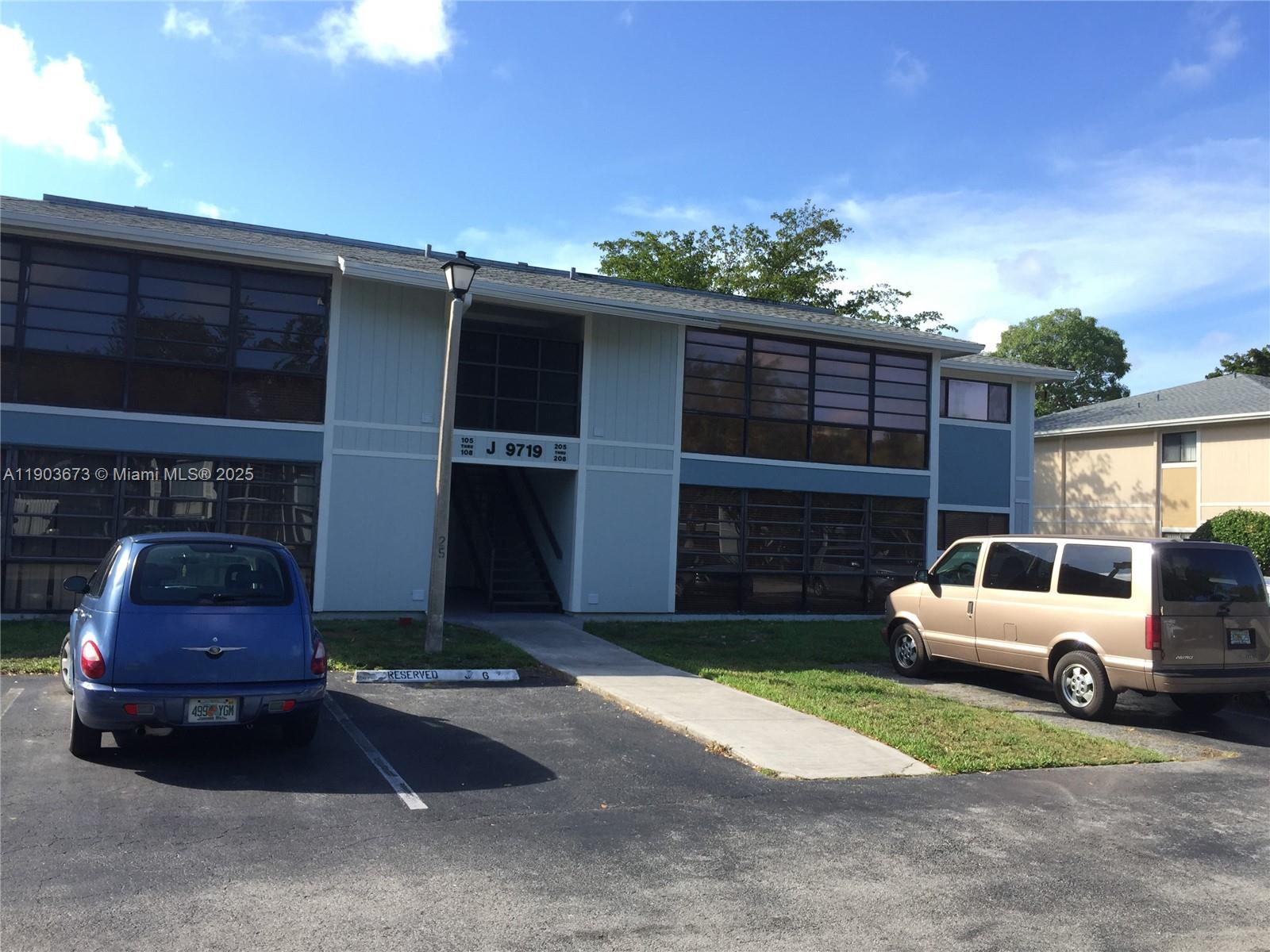 Lakeview At The Hammocks