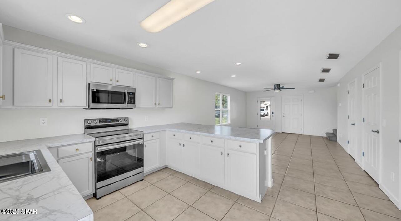 Image 11 For 2108 Sterling Cove Boulevard