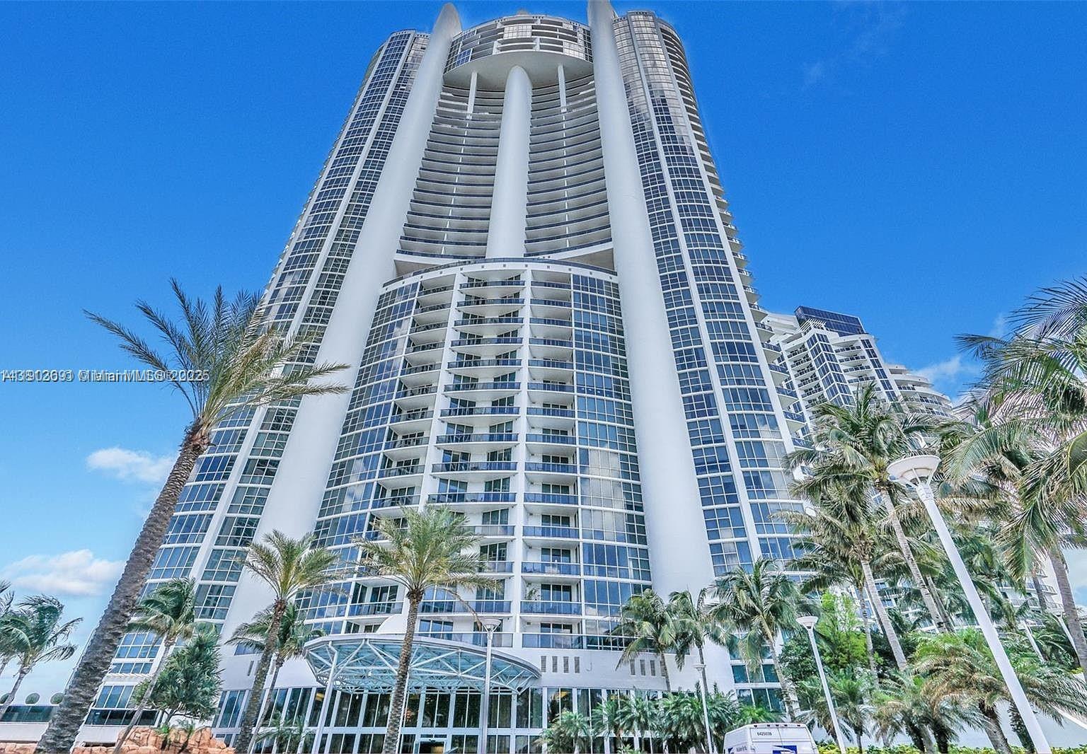Apartamento para Alugar em Sunny Isles Beach, FL