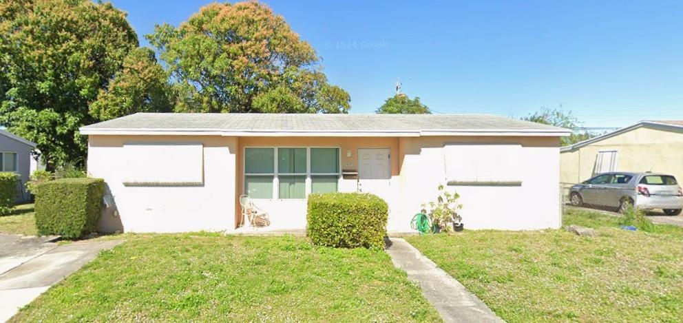 1240 W 26th Ct Riviera Beach FL 33404 | F10533829