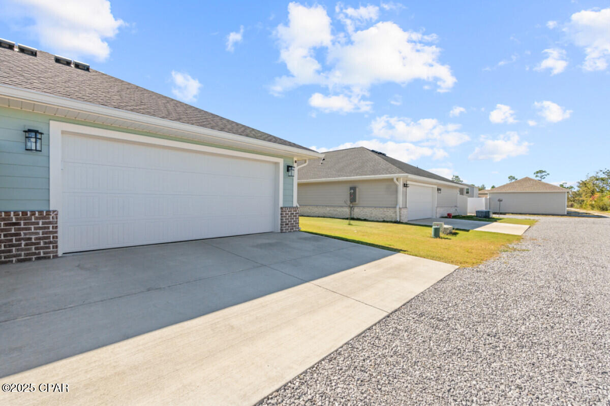 Image 5 For 11705 Poston Road