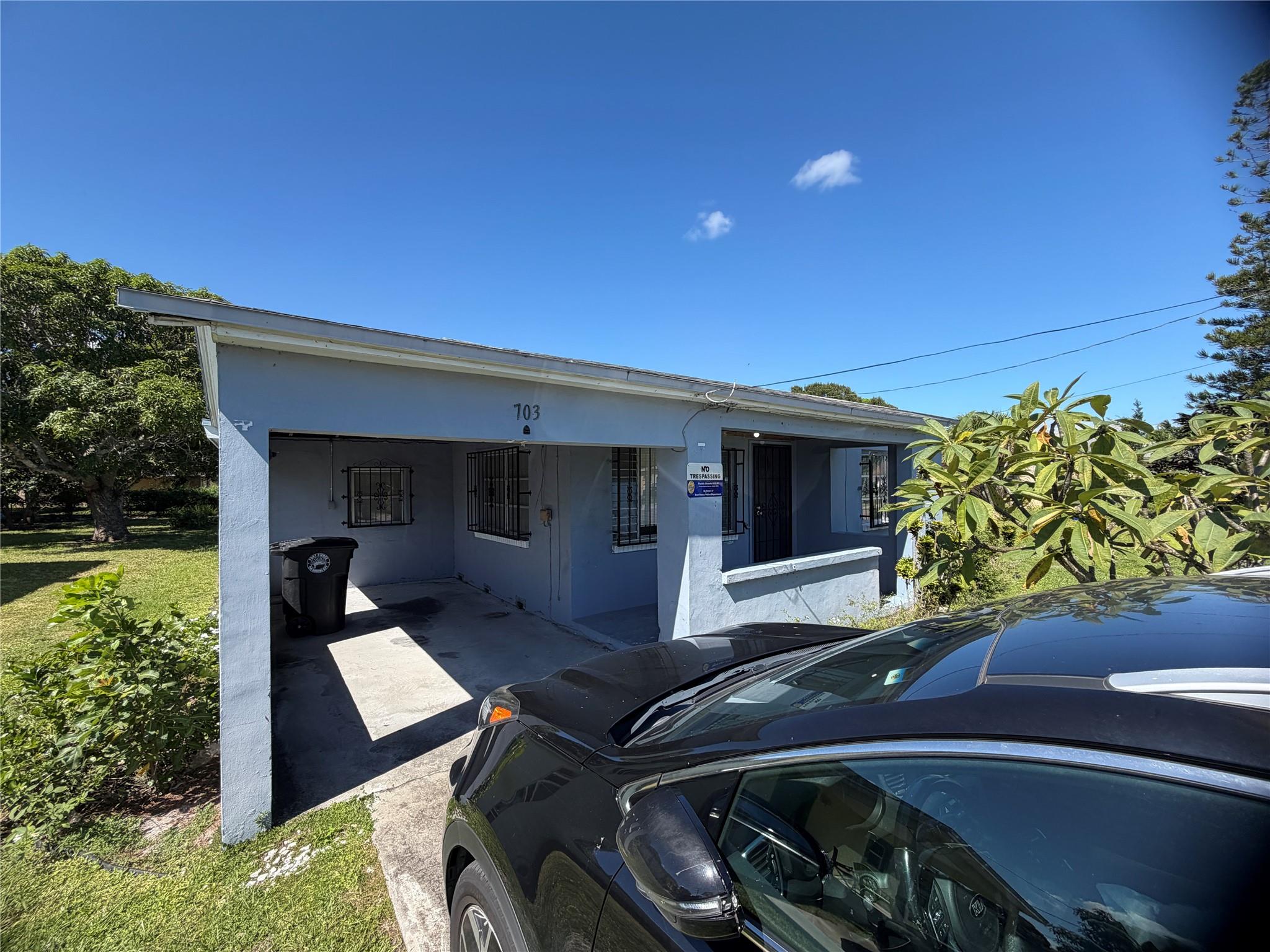 Homes for sale in Fort Pierce, FL | 703 N 17th St, Fort Pierce, FL 34950 | MLS# F10533879