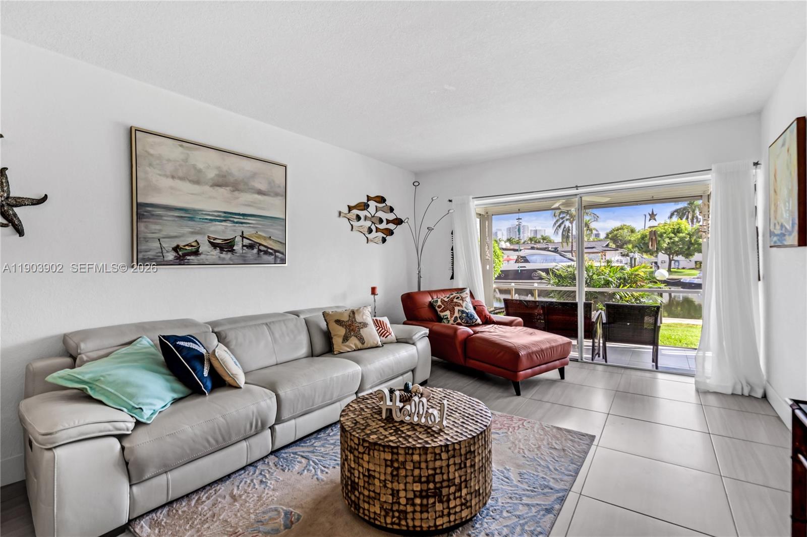 Isle Of Paradise Co-Op F