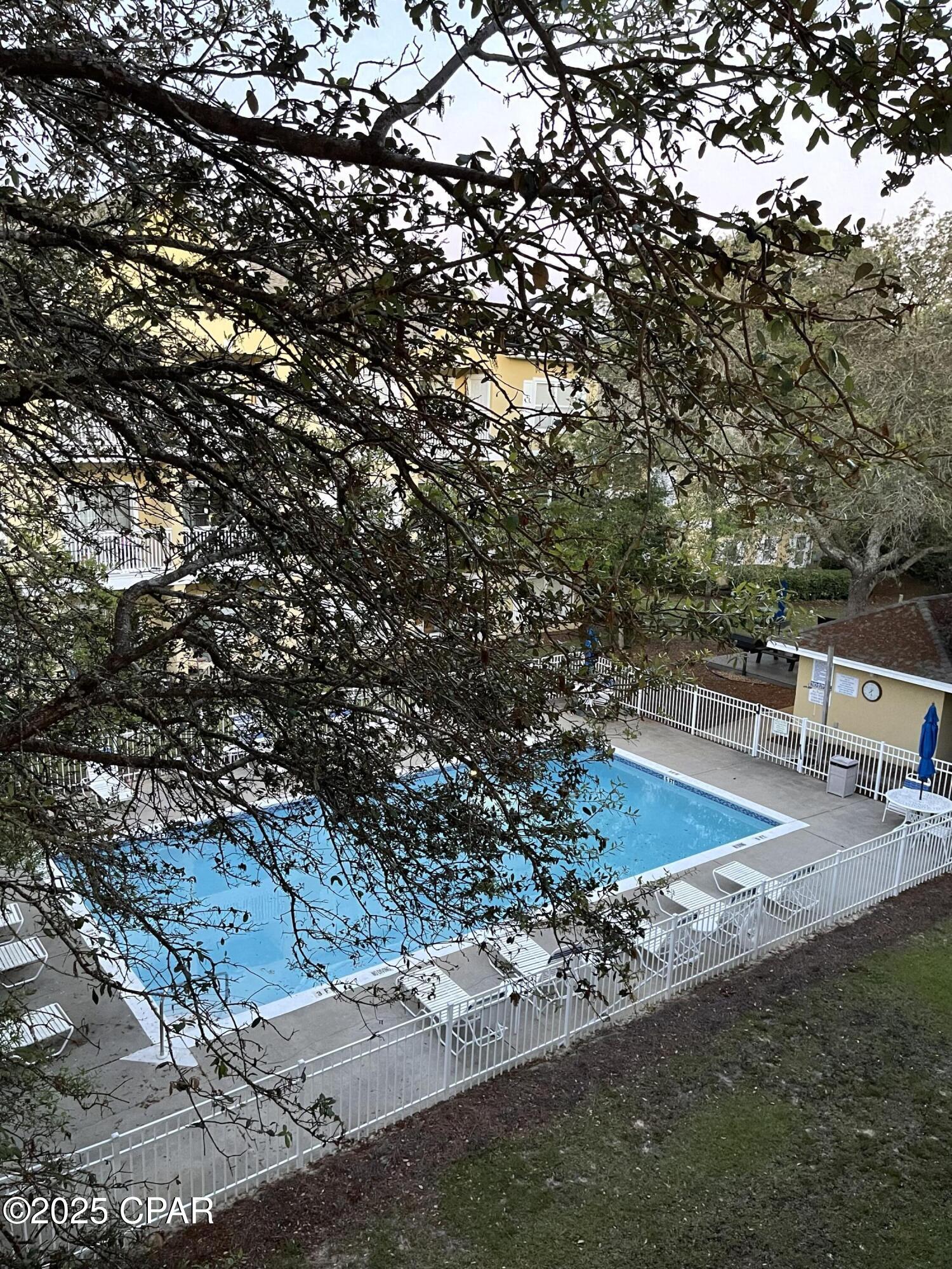 Image 33 For 34 Herons Watch Way 2304