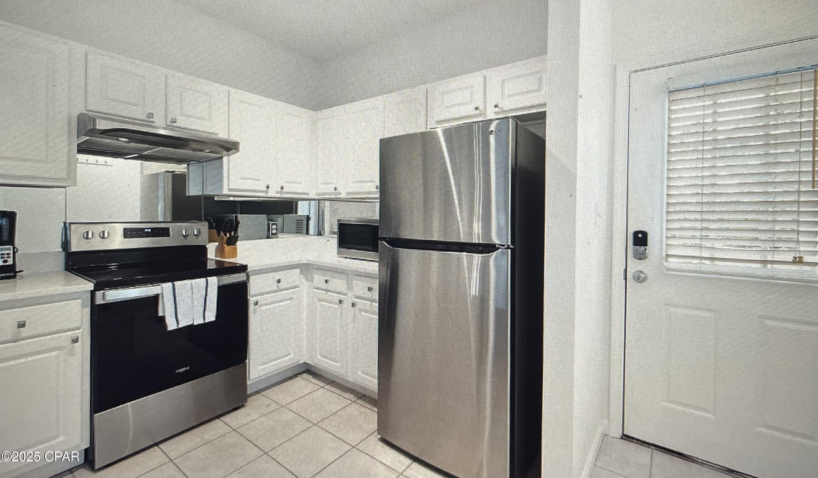 Image 4 For 34 Herons Watch Way 2304