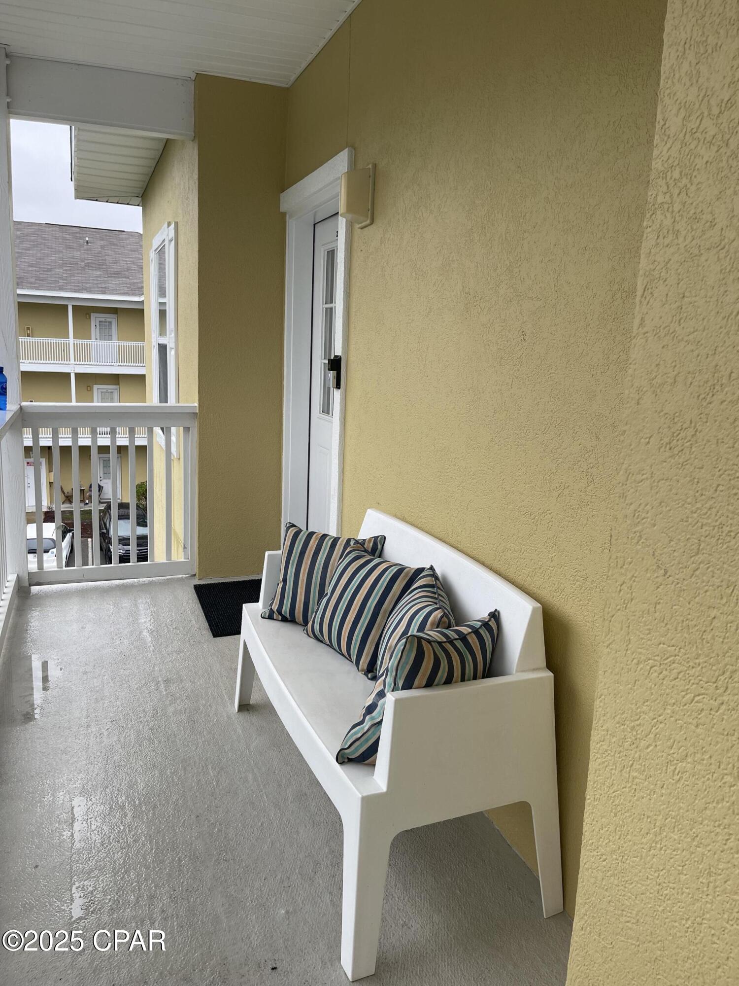 Image 42 For 34 Herons Watch Way 2304