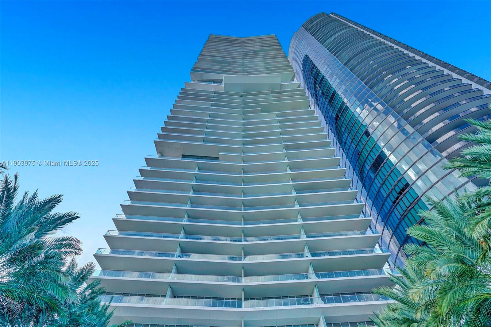Condo for Sale in Sunny Isles Beach, FL