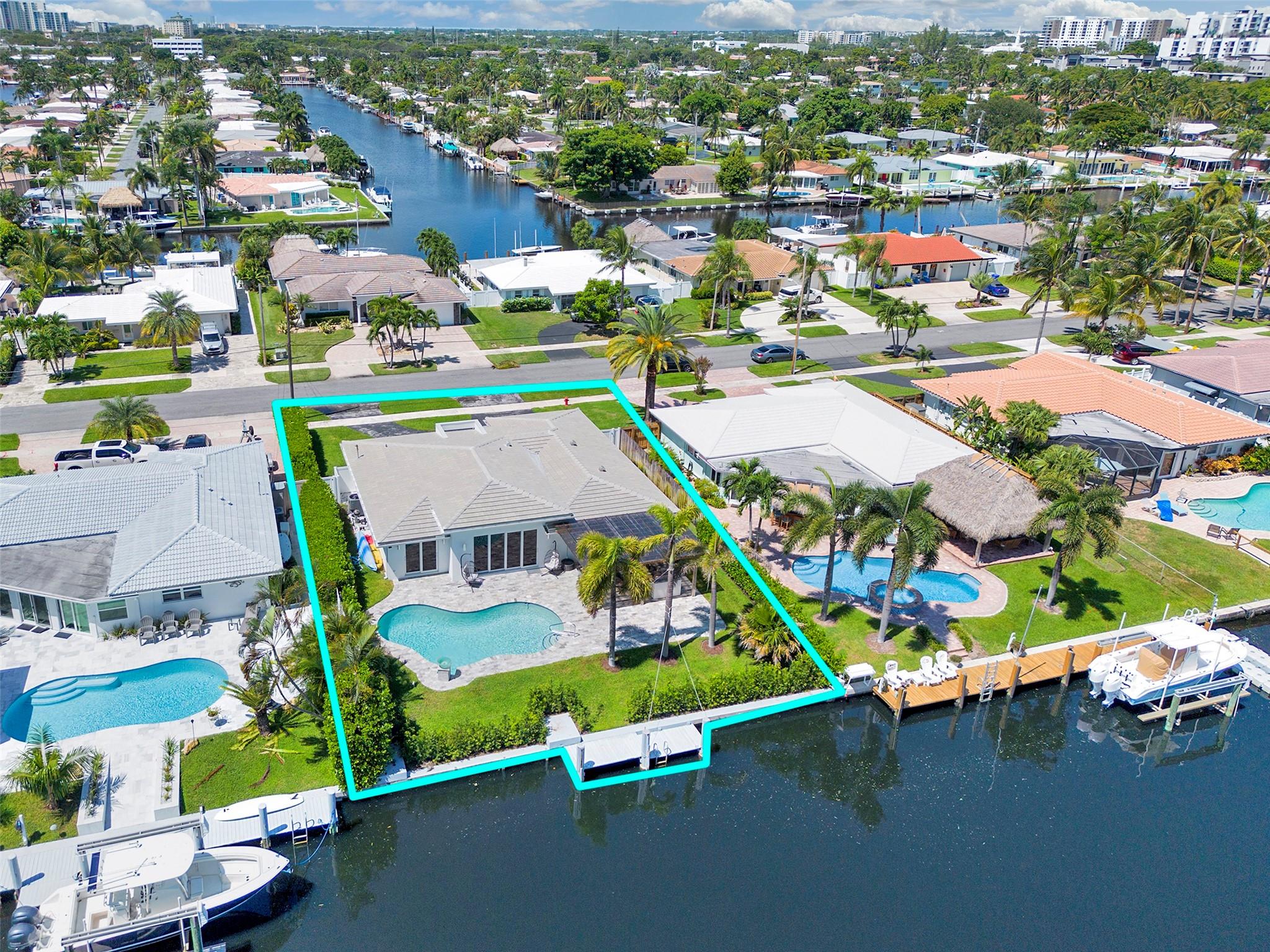 Homes for sale in Pompano Beach, FL | 320 Se 5th Ave, Pompano Beach, FL 33060 | MLS# F10533923