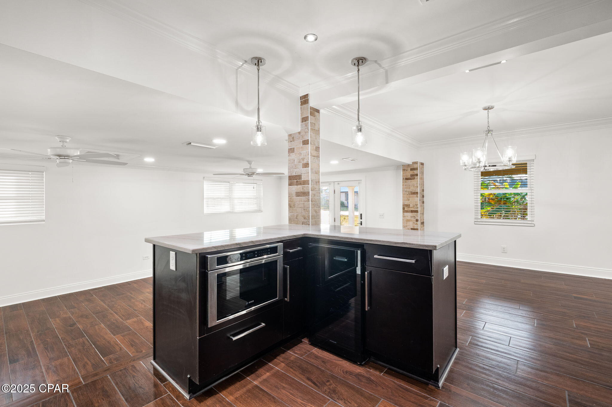 Image 11 For 1528 Oak Avenue