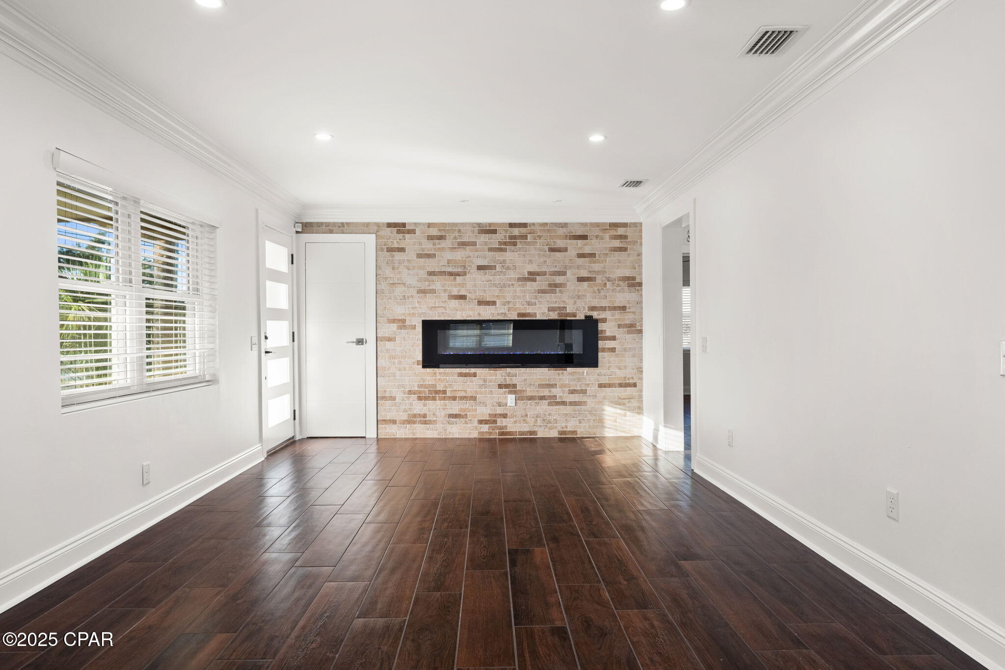 Image 13 For 1528 Oak Avenue