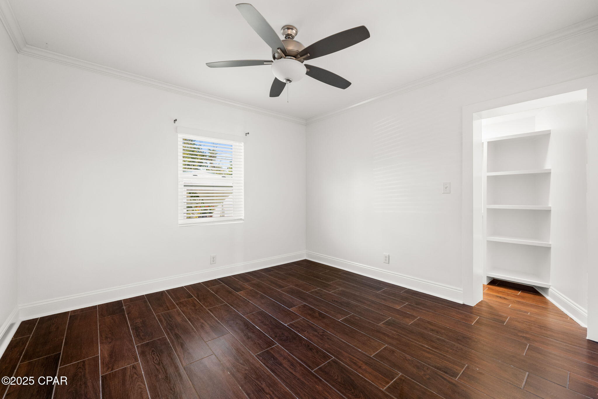 Image 29 For 1528 Oak Avenue