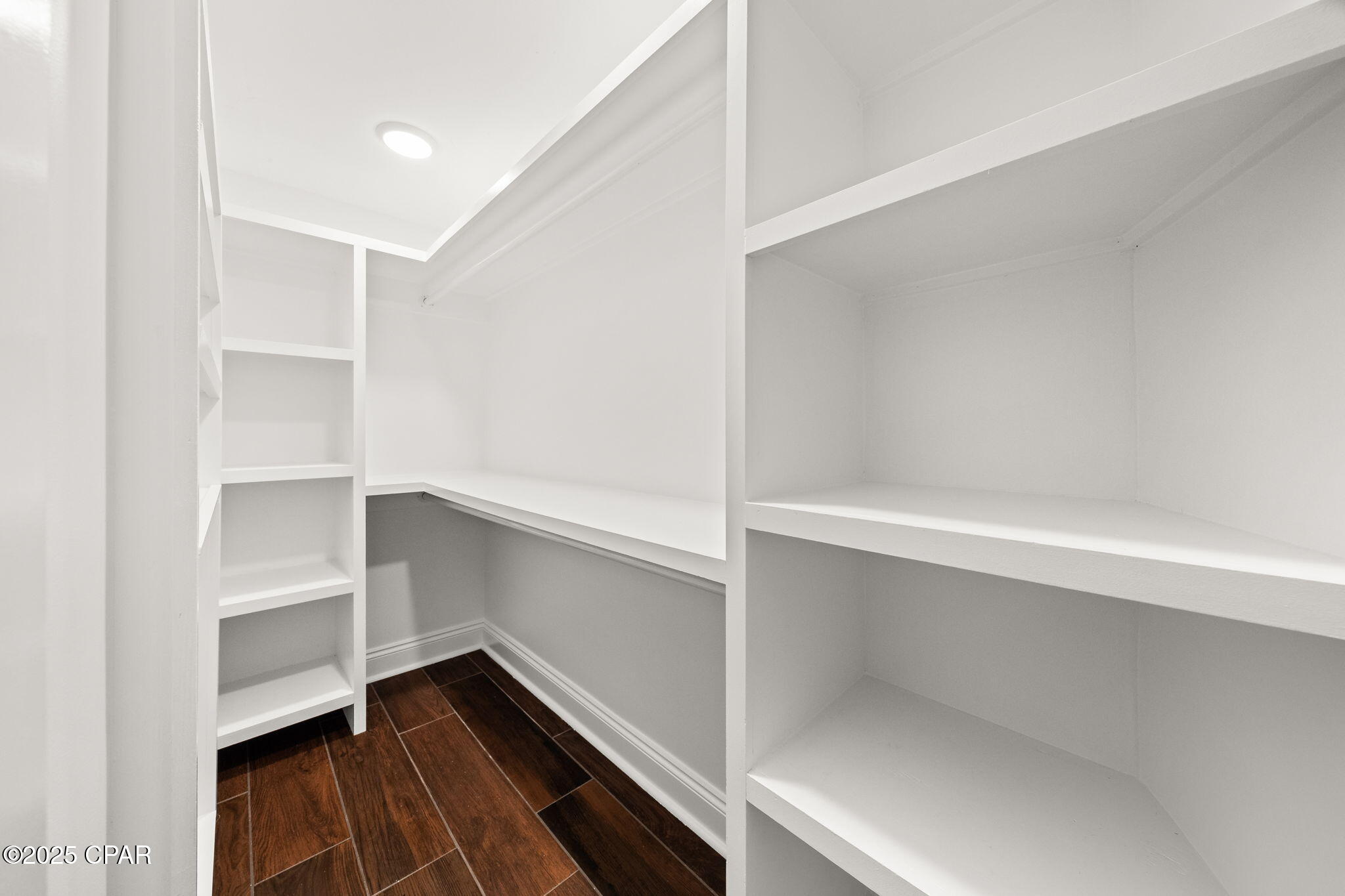 Image 31 For 1528 Oak Avenue