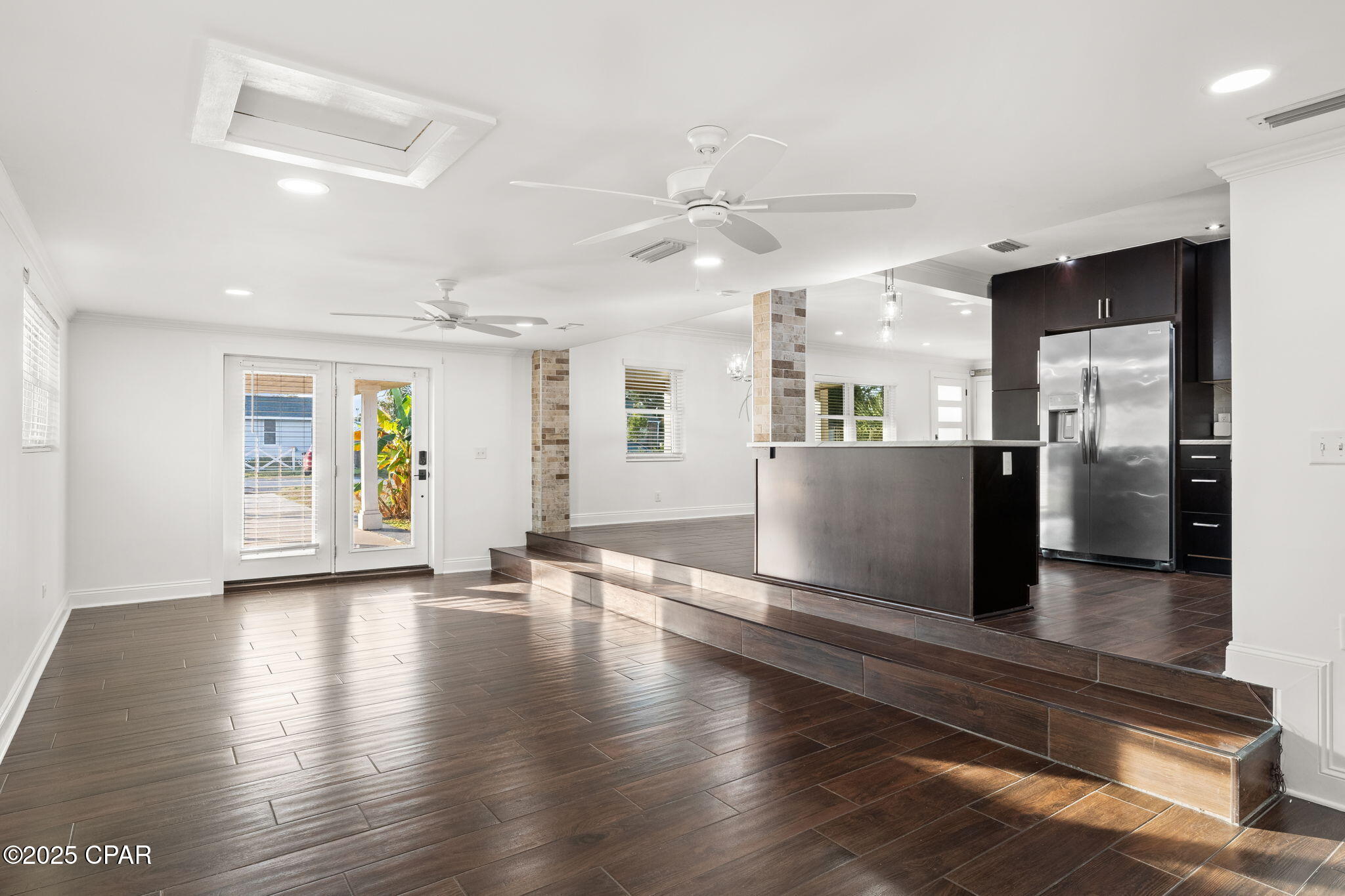 Image 6 For 1528 Oak Avenue