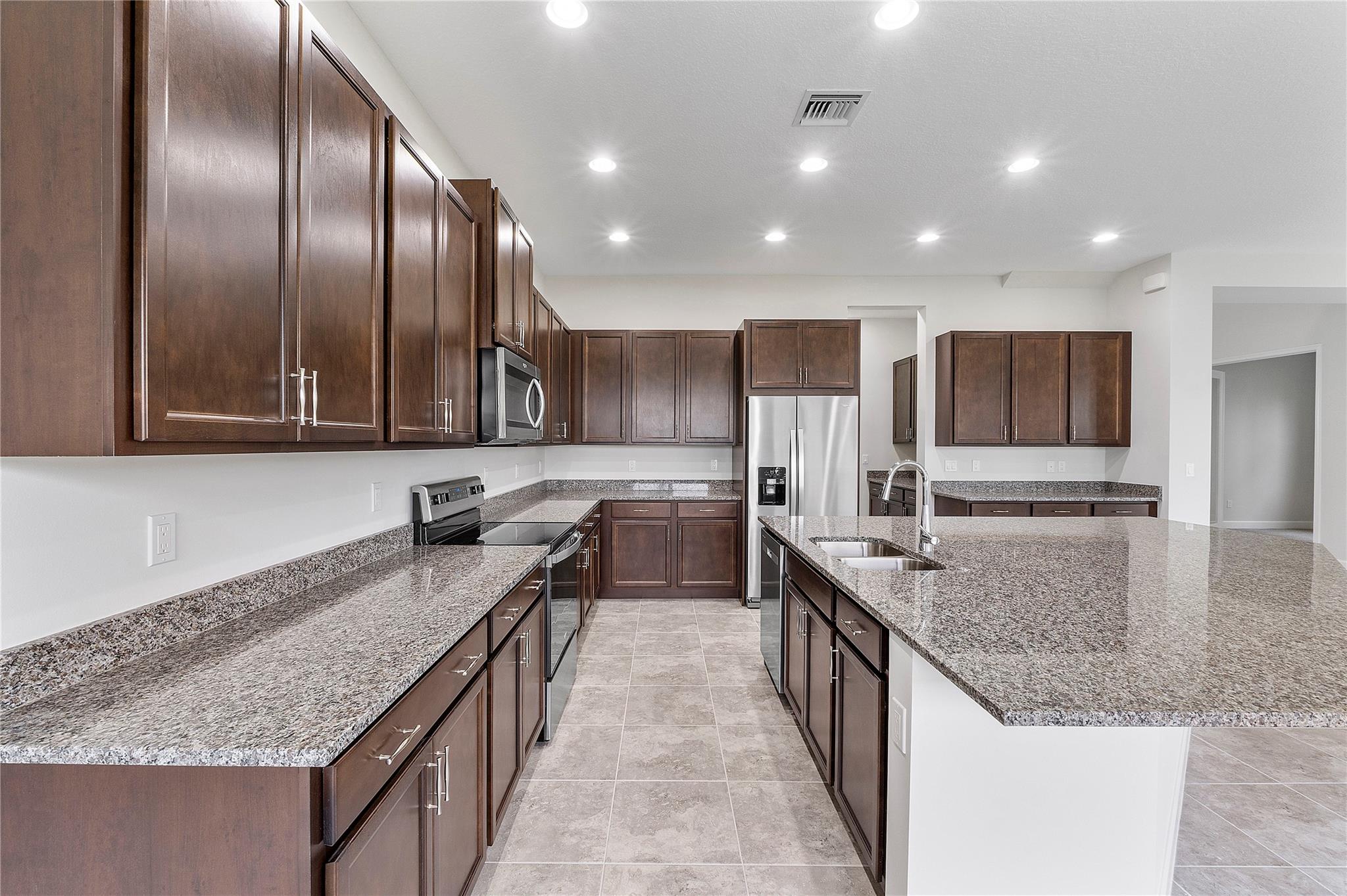 Homes for sale in Loxahatchee, FL | 14929 Redcove Pl, Loxahatchee, FL 33470 | MLS# F10533938