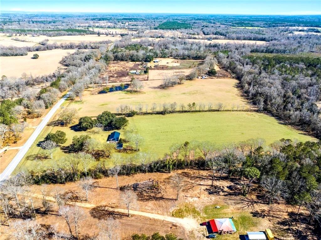 Homes for sale in Kentwood, LA | 24282 Hwy 1057, Kentwood, LA 70444 | MLS# 2528365