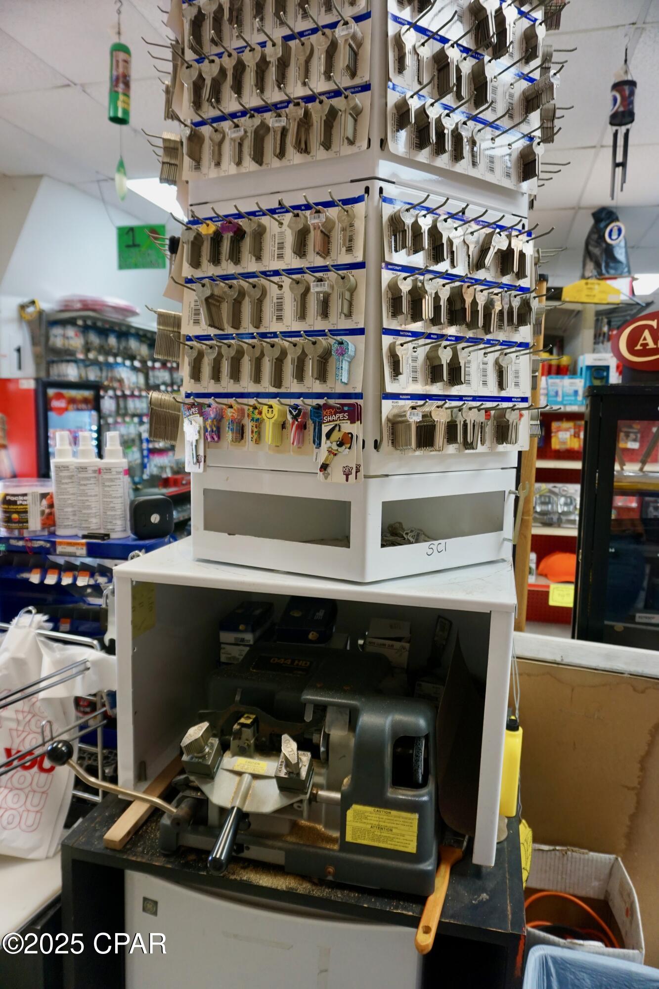 Image 14 For 19 Jefferson Street