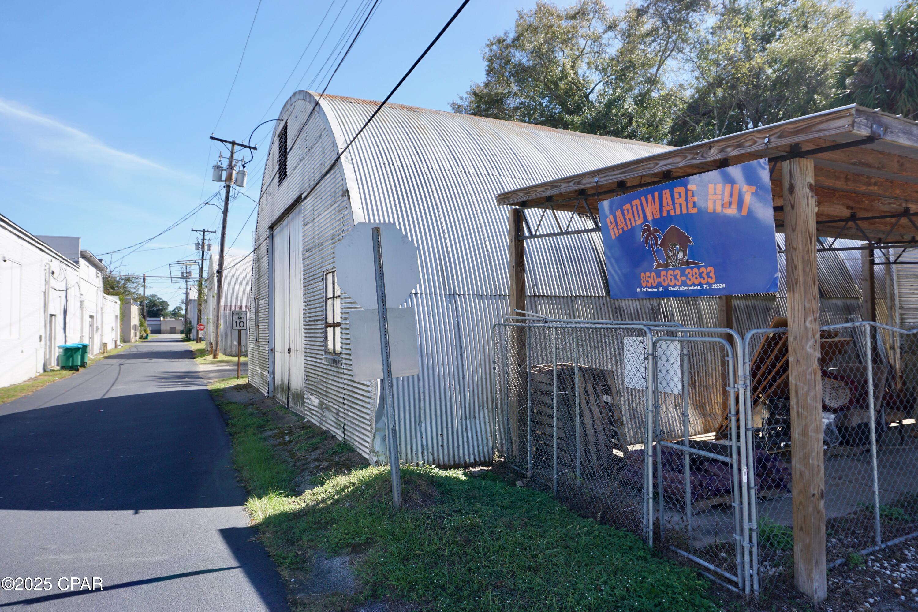 Image 27 For 19 Jefferson Street