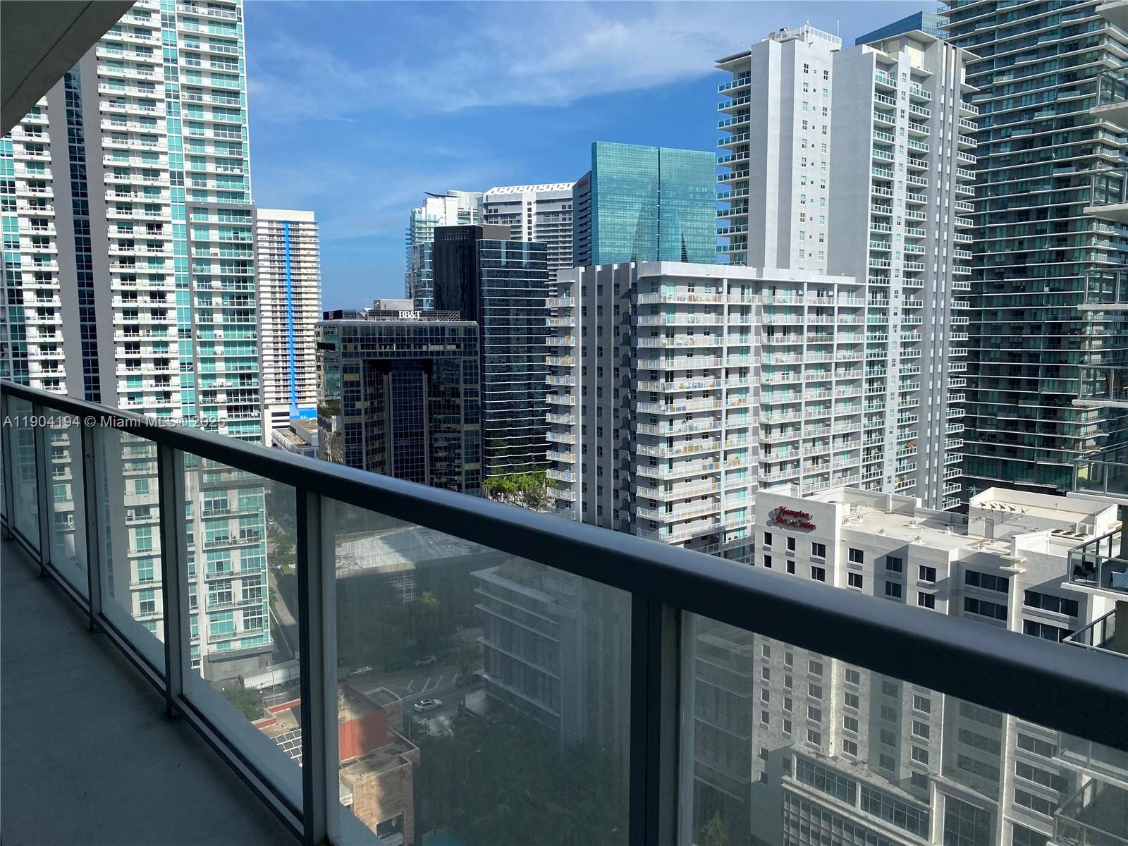 Condo for Sale in Miami, FL