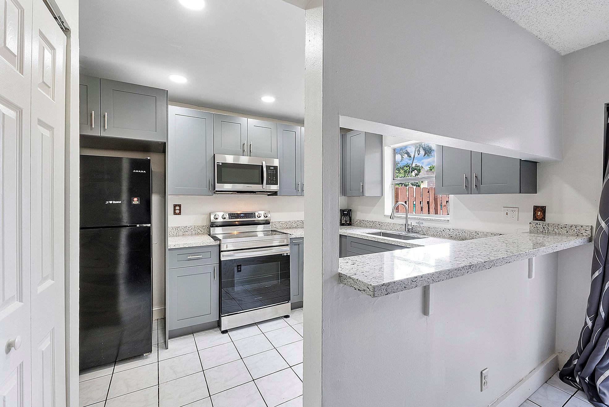 Homes for sale in Fort Lauderdale, FL | 5843 Blueberry Ct #78, Fort Lauderdale, FL 33313 | MLS# F10533736