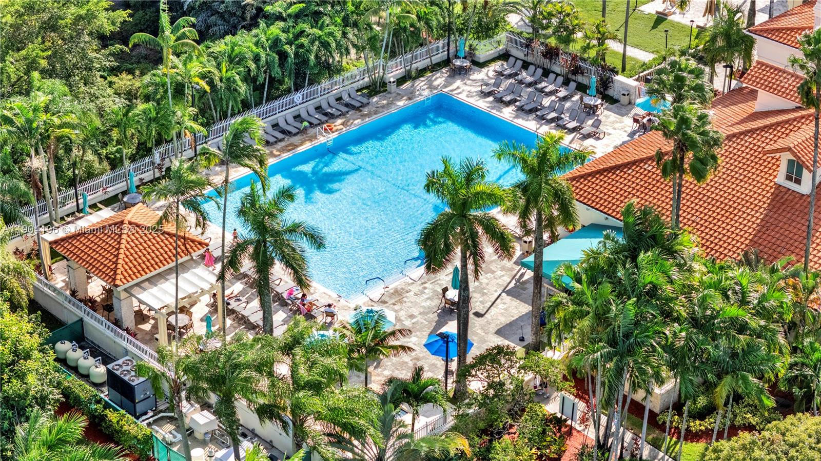 Doral Pk Co Club Villas C