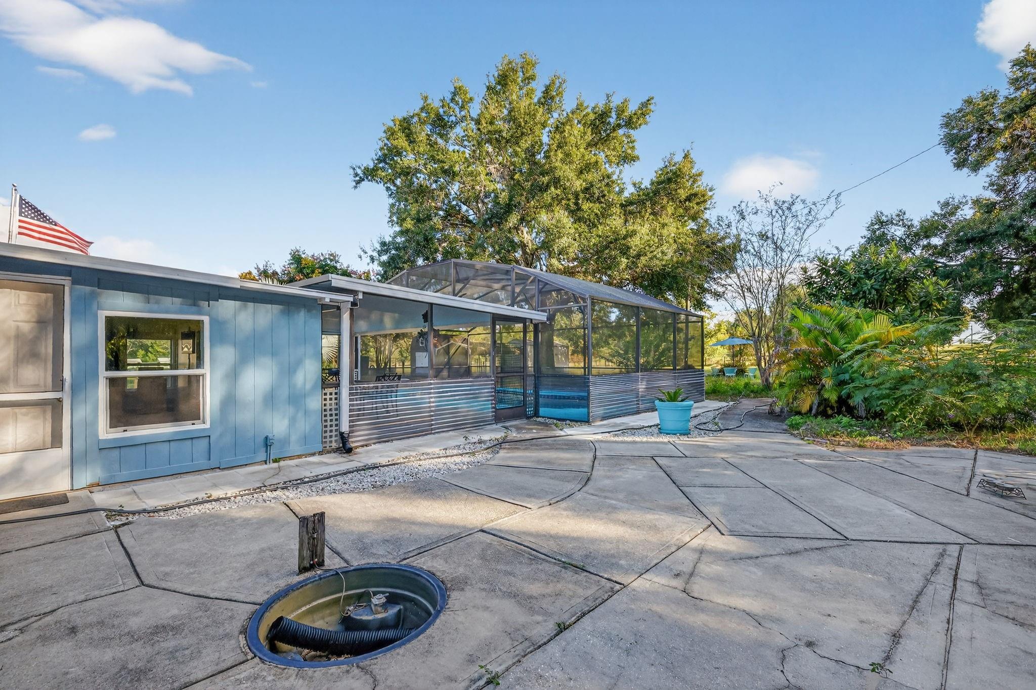 Homes for sale in Fruitland Park, FL | 3536 N Eagles Rd, Fruitland Park, FL 34731 | MLS# F10533893