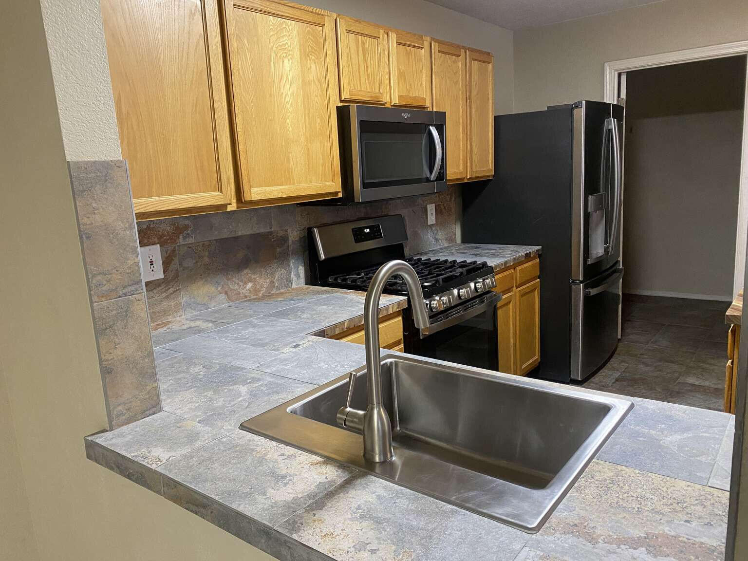 10756 Galaxia Park Drive, Albuquerque NM 87114