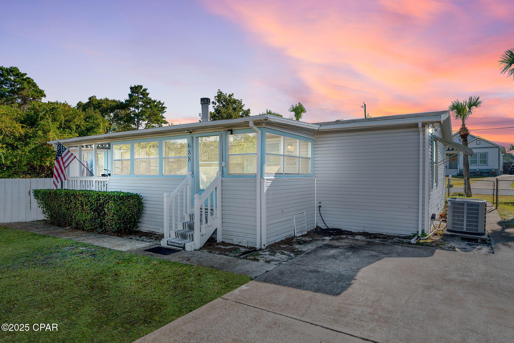 Image 1 For 688 Malaga Place