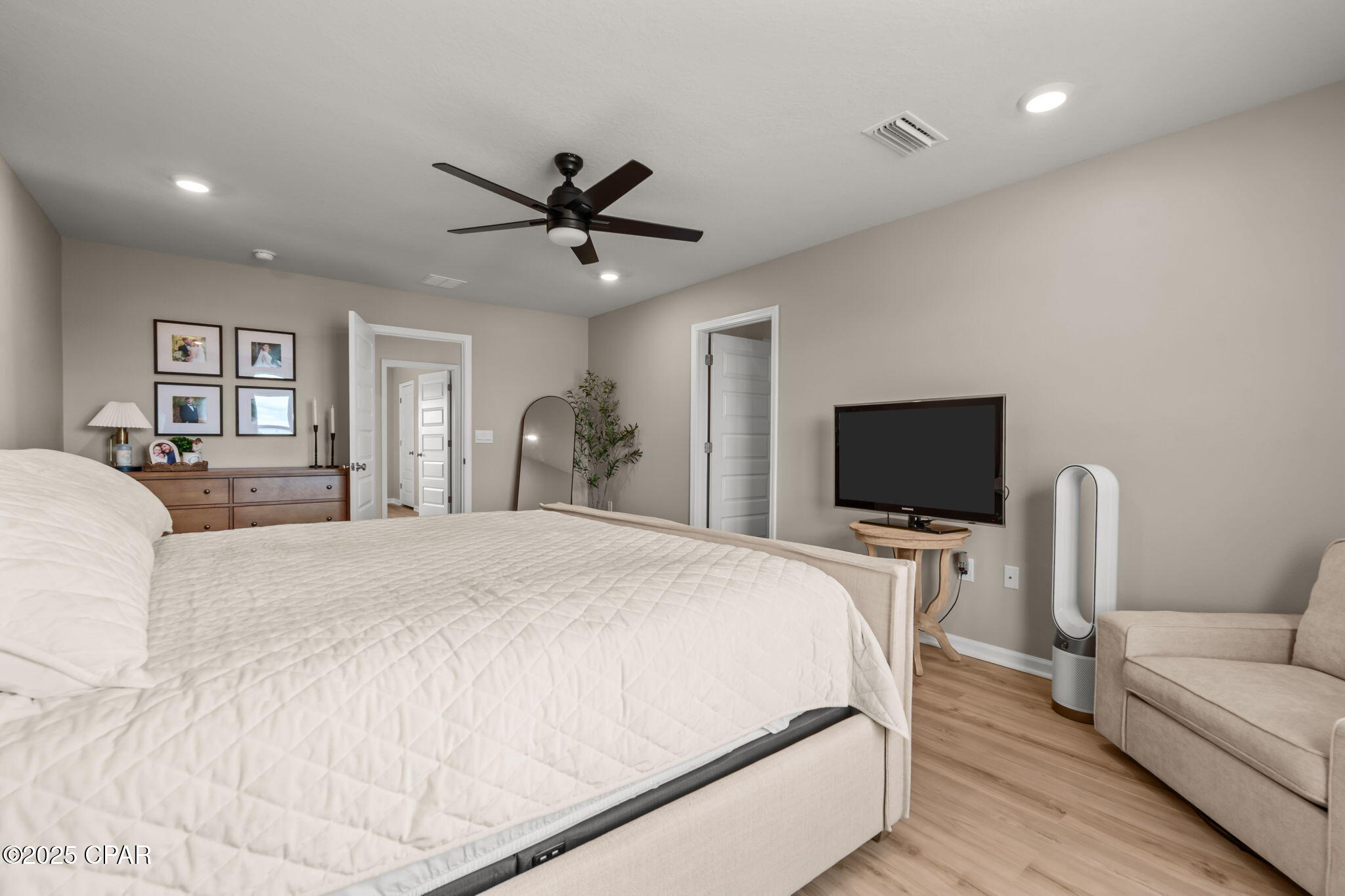 Image 29 For 216 Ryder Lane